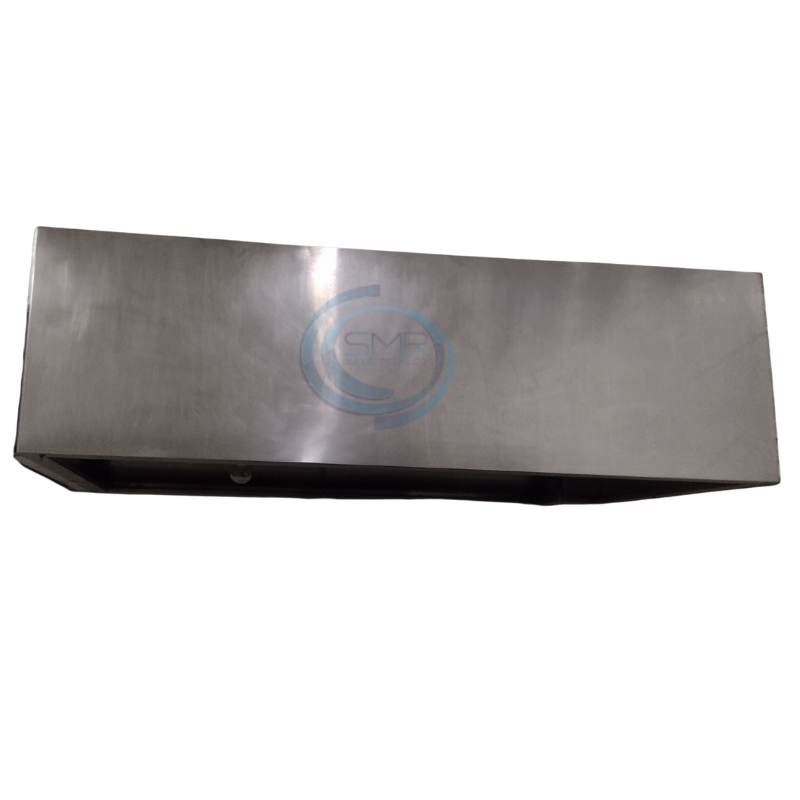 Campana extractora industrial en acero inoxidable, instalada en área de procesos productivos. Captura eficiente de vapores y partículas para sistemas de ventilación.