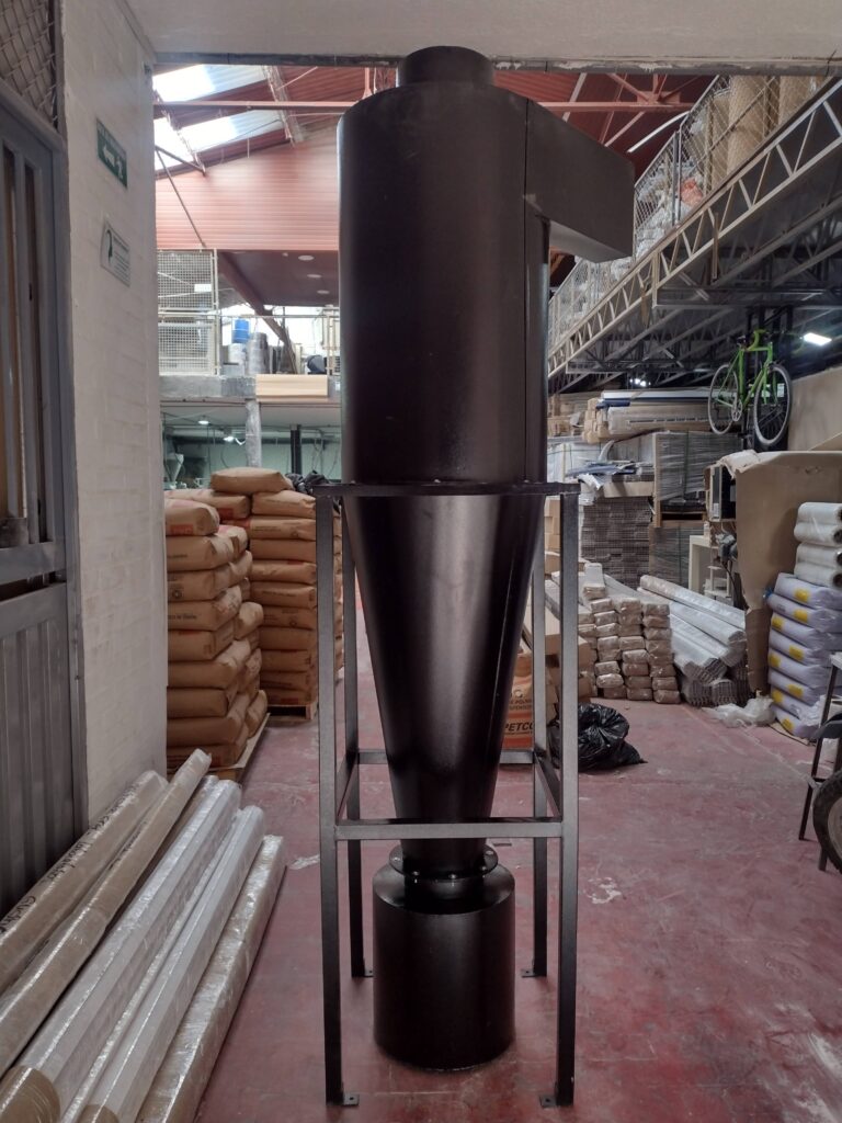 Ciclón industrial para separación de partículas en sistemas de ventilación
